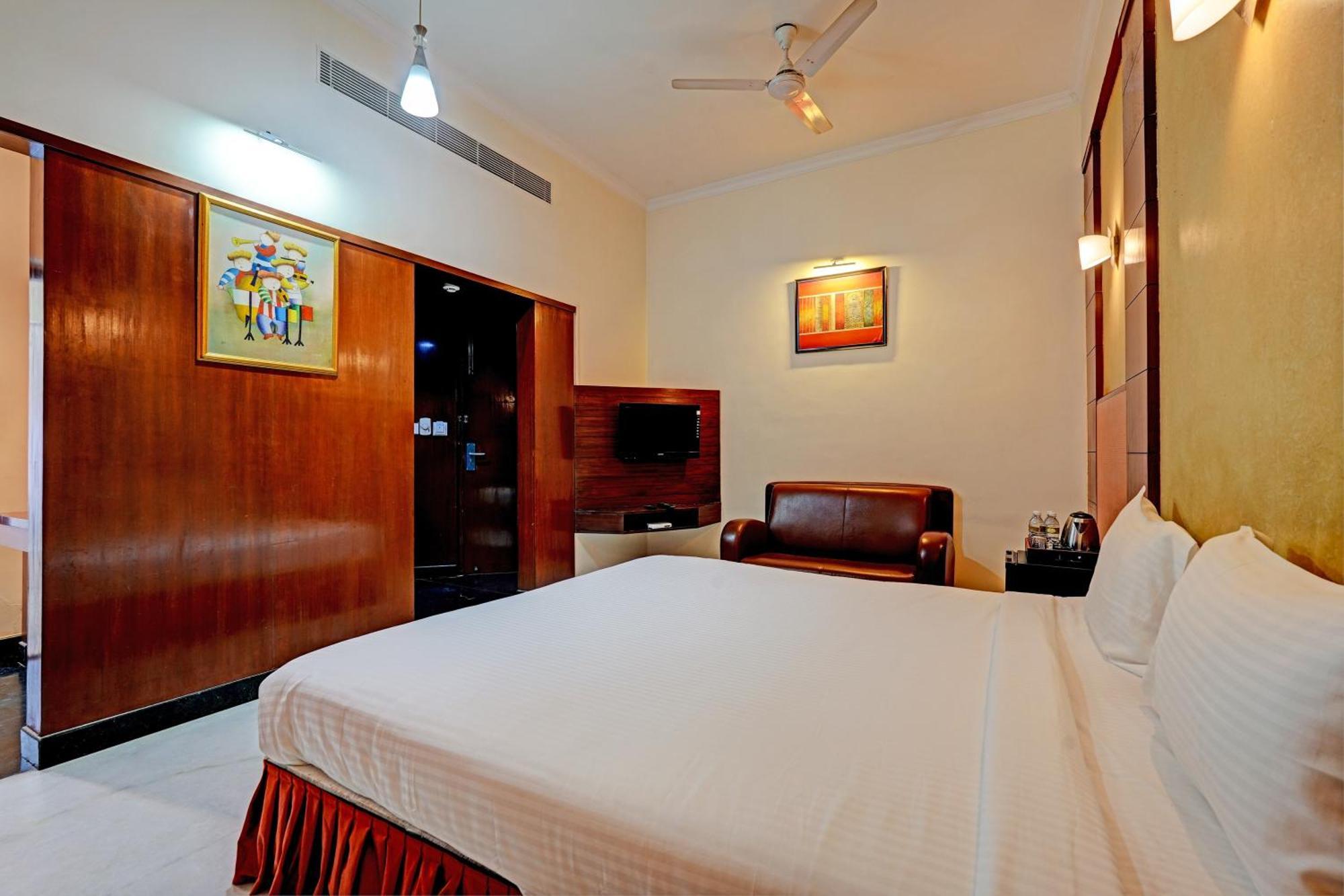 Hotel Grand Tark Plaza Near Delhi Airport New Delhi