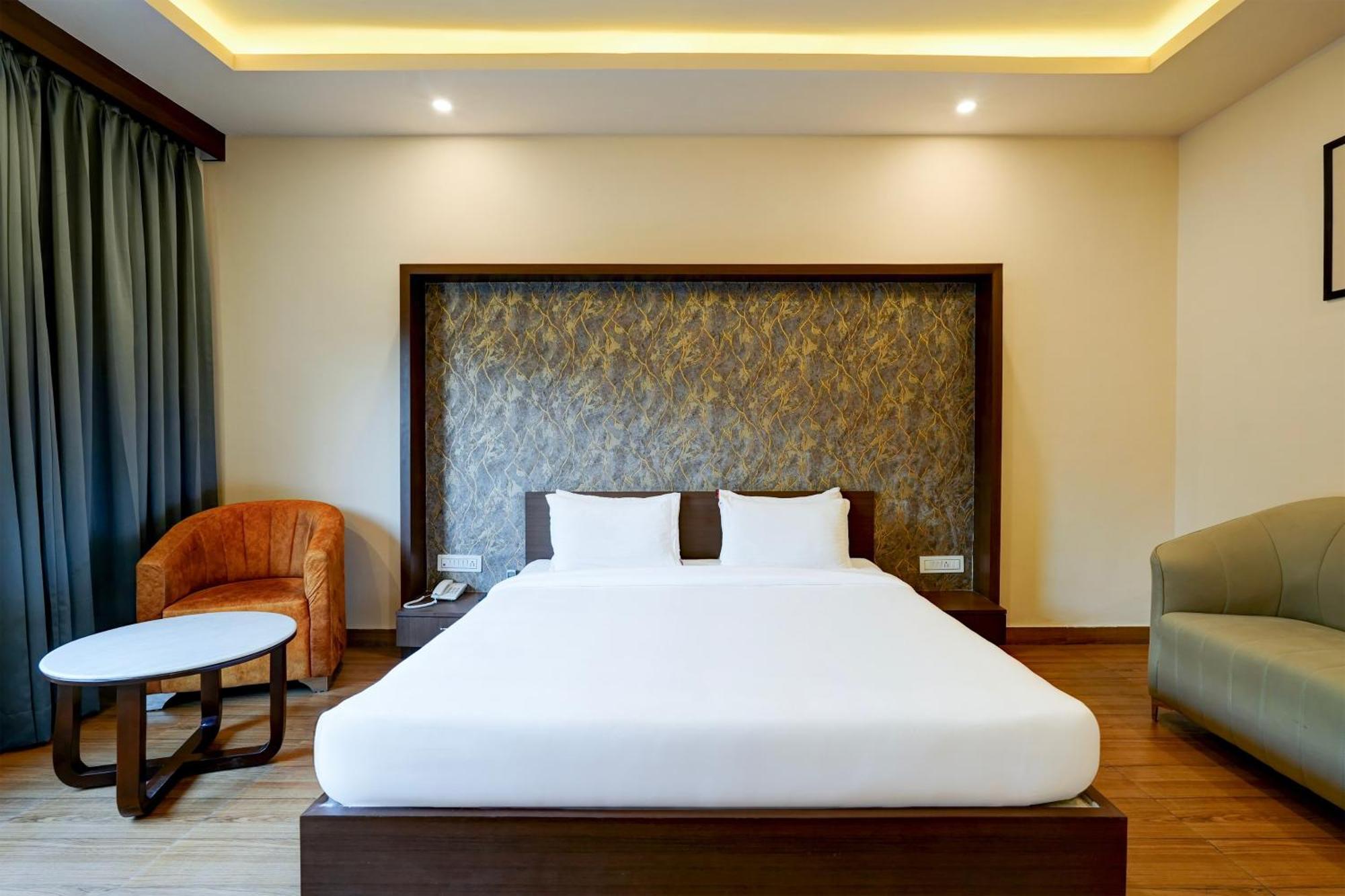 Grand Tark Plaza Near Delhi Airport 4* New Delhi